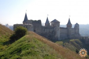 Стара Фортеця - фото з заходу з валів Нового замка
